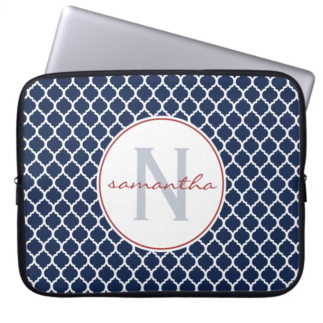 Navy Quatrefoil Monogram Laptop Sleeve (Voorkant)