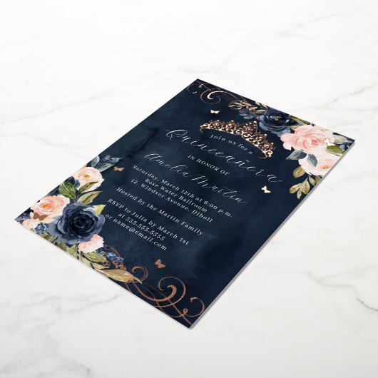 Navy Roos Goud Roze Bloemen Swirl Quinceanera Folie Uitnodiging (Gedraaid)