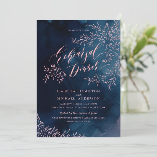 Navy rustiek bloemenkalligrafie repetitie diner kaart (Staand voorkant)