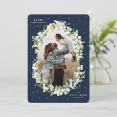 Navy Snowberry+Eucalyptus Christmas Photo Feestdagenkaart (Staand voorkant)