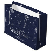 Navy Snowflake kerst Groot Cadeauzakje (Voorkant Gekanteld)