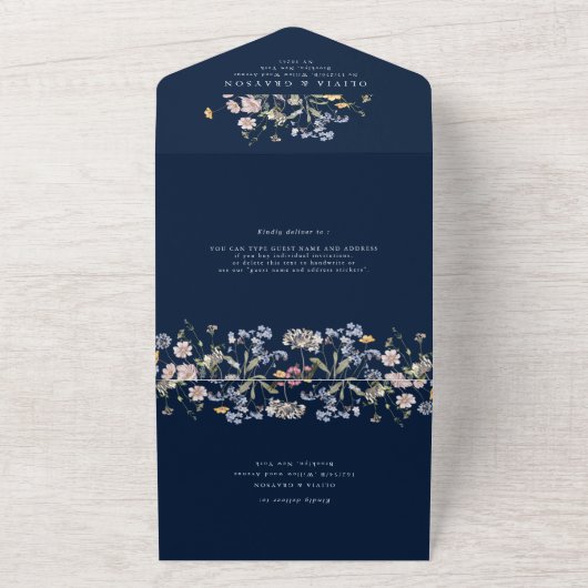 Navy Spring Wildflower Meadow Garden Bruiloft All In One Uitnodiging (Buitenkant)