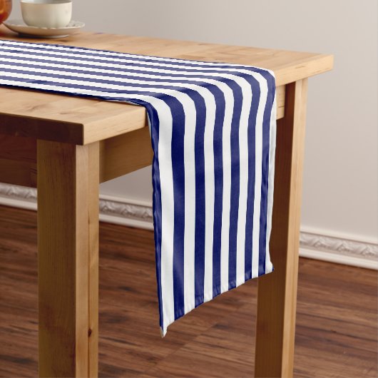Navy Striped Table Runner Korte Tafelloper (Voorbeeld)