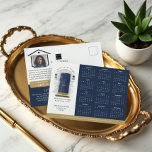 Navy Waterverf Door Real Estate Kalender 2025 Briefkaart<br><div class="desc">Mooi en elegant onroerend goed bedrijf 2025 kalendermarketing briefkaart. Ons ontwerp is voorzien van onze eigen handgeschilderde waterverf marineblauwe voordeur. Geaccentueerd met aanraking van goud op de mailbox slot, deurklink, en deur kickplate. Moderne zwarte buitenwandlampen en een jute welkomstdeurmat maken dit charmante vastgoedontwerp compleet. Personaliseer met uw bedrijfsnaam en optionele...</div>