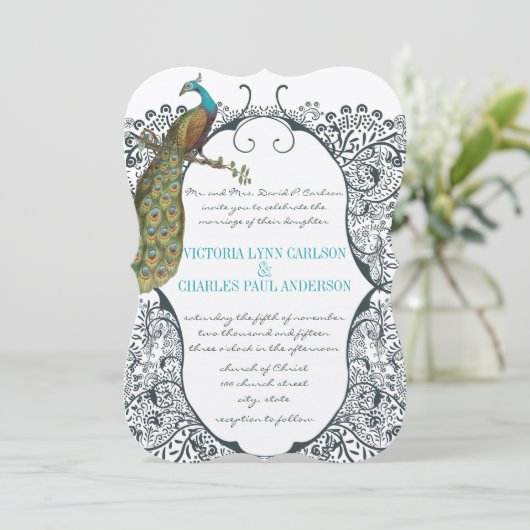 Navy Whimsical Peacock Love Bird Pattern Weddensch Kaart (Staand voorkant)