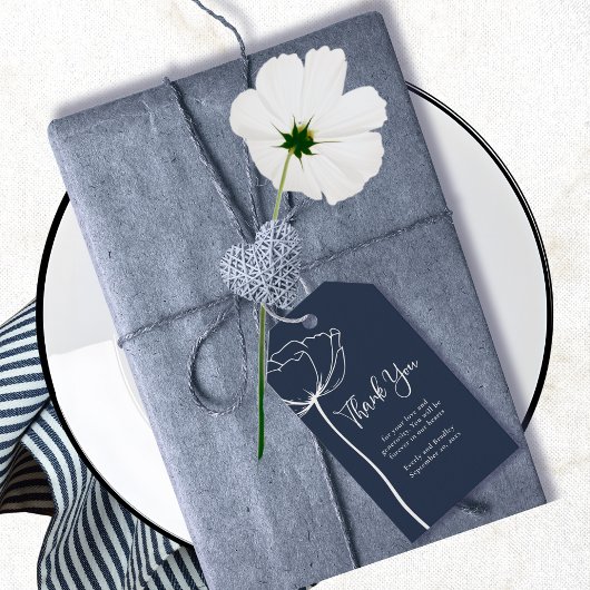 Navy White Minimal Floral Moderne bruiloft Dank u Cadeaulabel