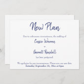 Navy White New Date Postponed Wedding Notice Kaart (Voorkant / Achterkant)