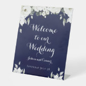 Navy & White Peony Welkom bij ons huwelijk Reclamebord Met Voetstuk (Voorkant)