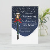 Navy White Snowy Lamppost Garland Bow Kerstmis Kaart (Staand voorkant)
