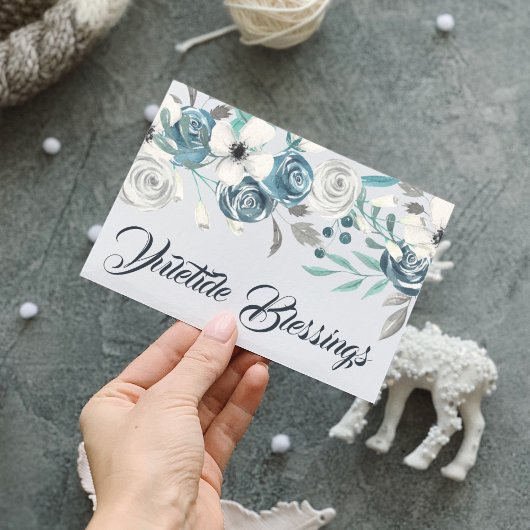 Navy & White Yuletide Blessings Winter Floral Feestdagen Kaart