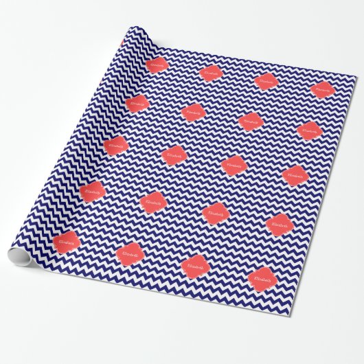 Navy Wht Chevron Zigzag Coral Quatrefoil Monogram Cadeaupapier (Uitgerold)