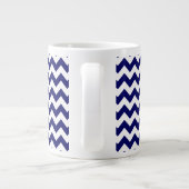 Navy Wht Chevron Zigzag Coral Quatrefoil Monogram Grote Koffiekop (Achterkant)
