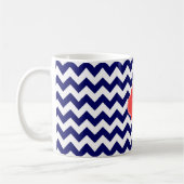 Navy Wht Chevron Zigzag Coral Quatrefoil Monogram Koffiemok (Links)