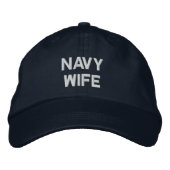 Navy Wife Geborduurde Pet (Voorkant)