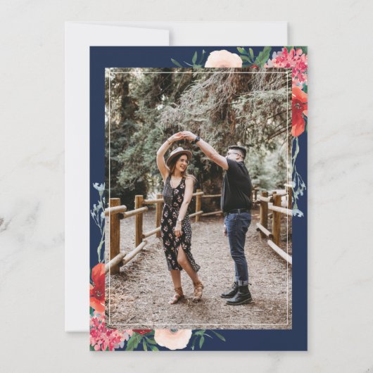 Navyblauw Bourgondiërood Koraal Bloem Foto Bruilof Kaart (Achterkant)