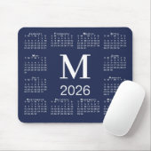 Navyblauw en wit monogram 2026 kalender muismat (Met muis)
