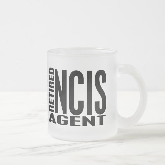 NCIS-agent in ruste Matglas Koffiemok (Rechts)