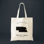 Nebraska Map Wedding Welcome Bag Tas Black, Gold<br><div class="desc">Het weekend van de bruiloft heet cadeautas voor gasten uit de stad voor je bruiloft,  met afbeelding van Nebraska,  met gouden hart. Vul tas met je favoriete godies.</div>