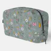Necessaire for children with flower print. toilettasje (Rechterhoek)