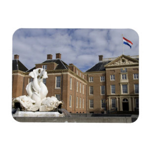 Nederland (ook bekend als Holland), Apeldoorn nabi Magneet