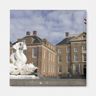 Nederland (ook bekend als Holland), Apeldoorn nabi Magneet