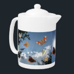 Nederlandse Butterflies Teapot Theepot<br><div class="desc">Deze foto's van de Nederlandse vlinders die ik in mijn eigen tuin nam, behalve de Groene Hairstreak. Die nam ik in de heathlands van Blaricum/Hilversum op de rozijnen bloesems. Botervliegen: Groene hairstreak, Comma Butterfly, Peacock Butterfly, Atalanta en Cabbage White Butterfly. Natuurlijk hebben we meer vlinders als kleine Turtoiseshel vlinder, bespikkeld...</div>