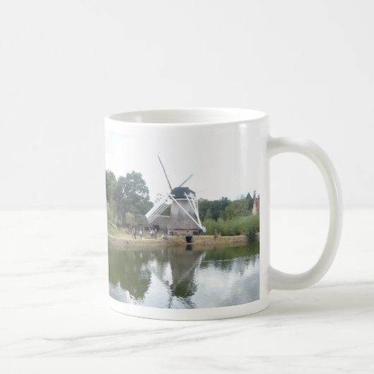 Nederlandse Mill Reflection Panoramic Coffee Mok (Rechts)