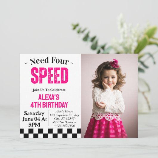 Need Four Speed Meisje 4e Verjaardag Party Foto Kaart (Staand voorkant)