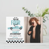 Need Four Speed Race Auto Jongen 4e Verjaardag Fot Kaart (Staand voorkant)