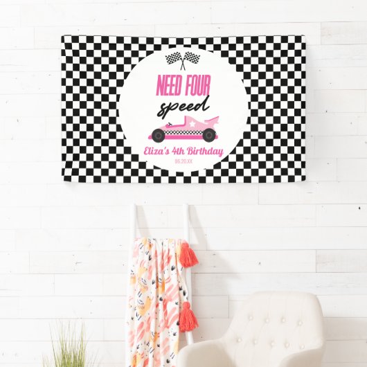 Need Four Speed Roze Race Auto 4e Verjaardagsfeest Spandoek (Insitu)