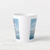 Needles Lighthouse Latte Mok (Voorkant)