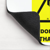 Neem chemicaliën serieus muismat (Hoek)