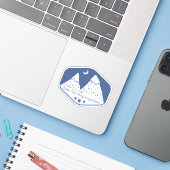 Neem de Long Way Home Sticker - Blauw (Laptop met iPhone)