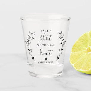 Neem een foto die we de knoop van de weddenschap m shot glas