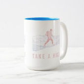 Neem een Hike Blue en Red Two-Tone Coffee Mok (Voorkant rechts)