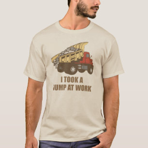 Neem een pomp op het werk t-shirt