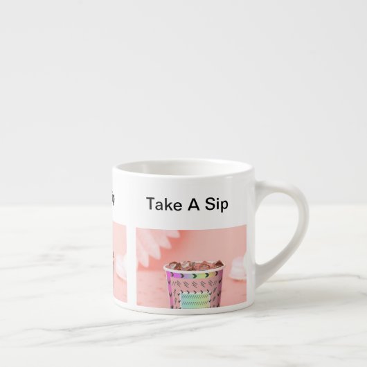 Neem een slokje roze espresso kop (Rechts)