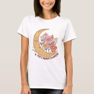 Neem even de tijd om te ademen - boho groovy maan  t-shirt