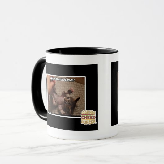 Neem kleine aanvalsmodus in werking! mok (Voorkant links)