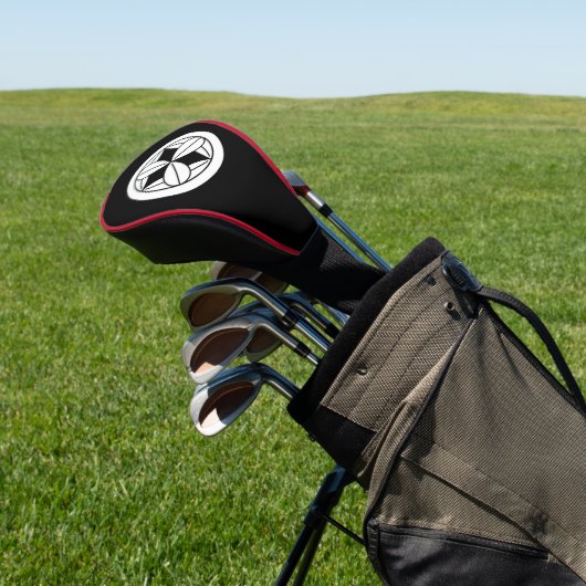 Negen bamboebladeren in cirkel golfheadcover (Insitu)