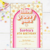Negen groovy jaren Daisy Rainbow verjaardagsuitnod Kaart