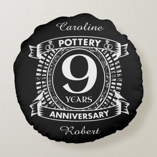 Negen jaar trouwdag in Pottery Rond Kussen (Achterkant)