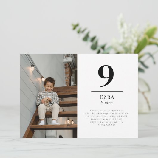 Negen Landschapsfoto Uitnodiging (Staand voorkant)