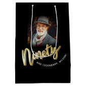 Negentig gouden schrift en aangepaste foto 90ste v medium cadeauzakje (Achterkant)