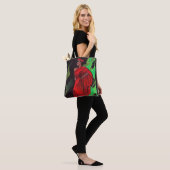 NEGRO VROUW IN RODE TOTE BAG (Op model)