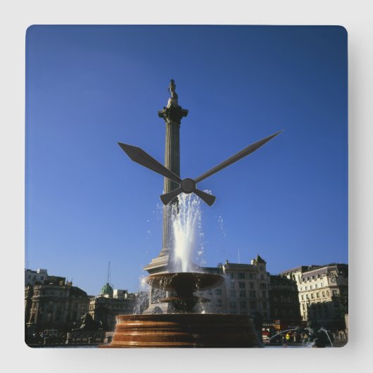 Nelson's Column Trafalgar Square Vierkante Klok (Voorkant)