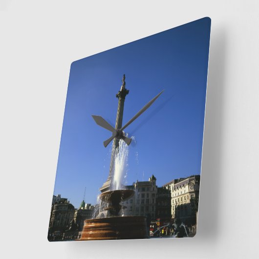 Nelson's Column Trafalgar Square Vierkante Klok (Hoek)