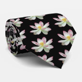 Nelumbo nucifera stropdas (Opgerold)