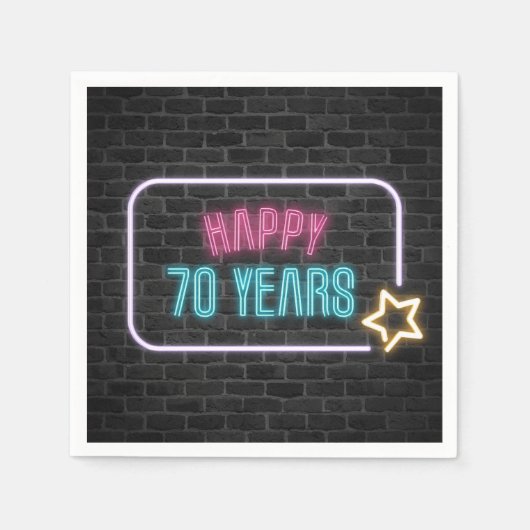 Neon 70th Birthday Marquee op Brick Wall Servet (Voorkant)