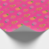 Neon Abstracte ananas op Neon Roze grond Cadeaupapier (Hoek)
